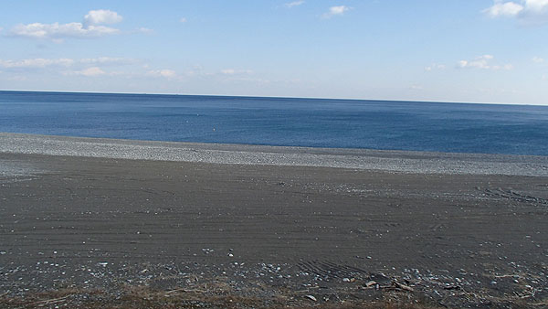 海沿いの景色の良い道を南下